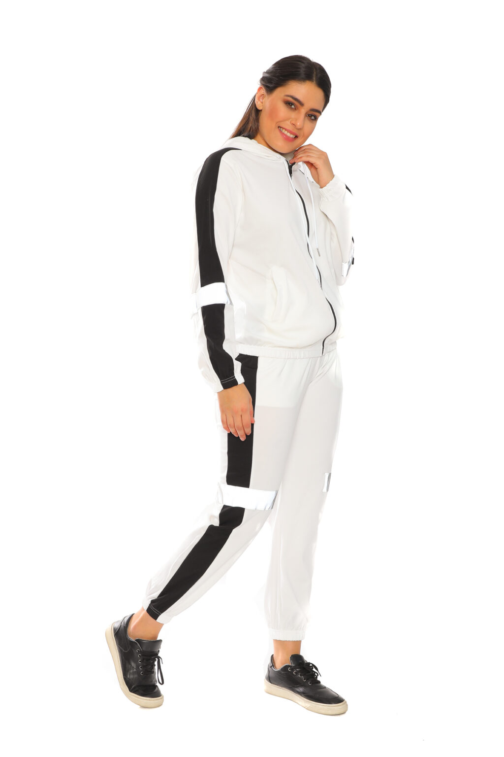 Wind Breaker Jacket Pants Set - White