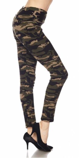 3-Inch Camo Print Fur Lined Ankle Leggings